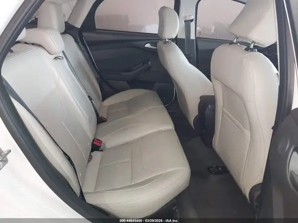 1FADP3J21JL283349 2018 FORD FOCUS - Image 8