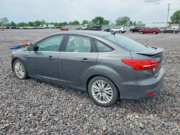 1FADP3J21JL293928 2018 FORD FOCUS - Image 2