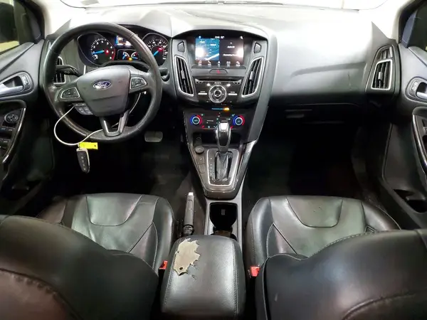 1FADP3J21JL295985 2018 FORD FOCUS - Image 8