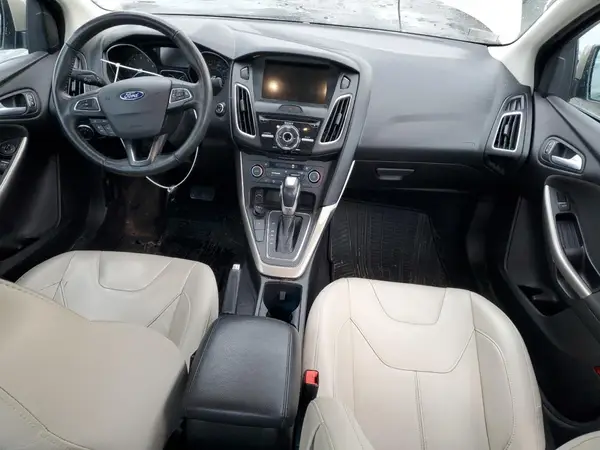 1FADP3J21JL326975 2018 FORD FOCUS - Image 8