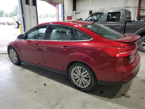 1FADP3J22HL265033 2017 FORD FOCUS - Image 2