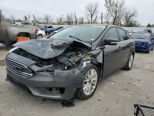 1FADP3J22HL267977 2017 FORD FOCUS - Image 1