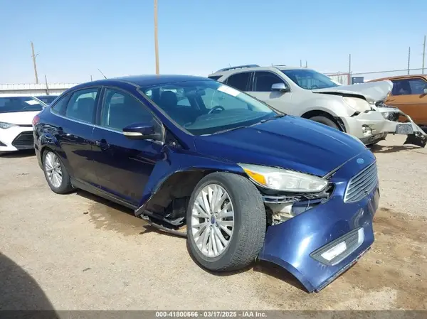 1FADP3J22HL272354 2017 FORD FOCUS - Image 1