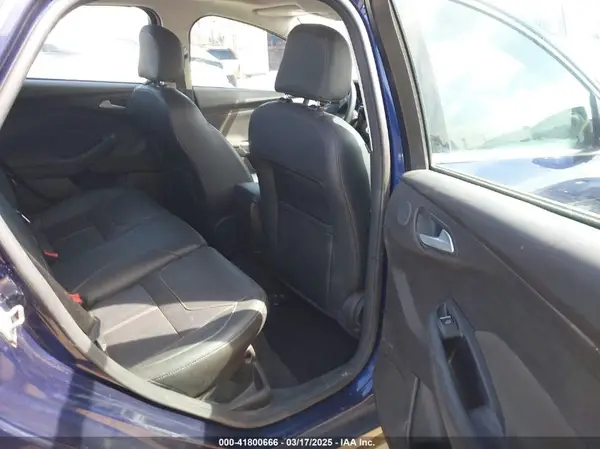 1FADP3J22HL272354 2017 FORD FOCUS - Image 8