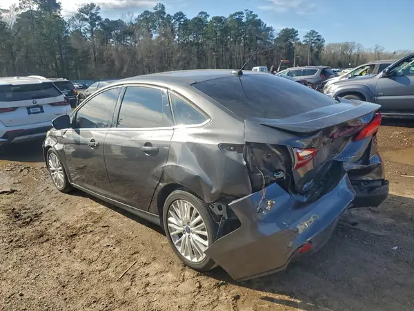 1FADP3J22HL298095 2017 FORD FOCUS - Image 2