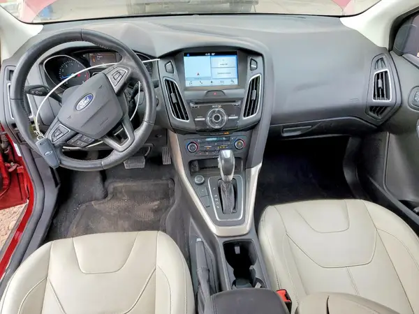 1FADP3J22HL327322 2017 FORD FOCUS - Image 8