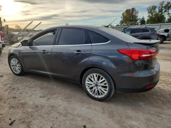 1FADP3J22HL347697 2017 FORD FOCUS - Image 2