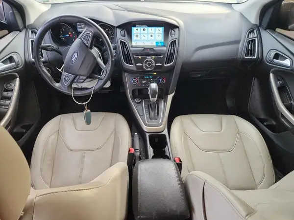 1FADP3J22HL347697 2017 FORD FOCUS - Image 8