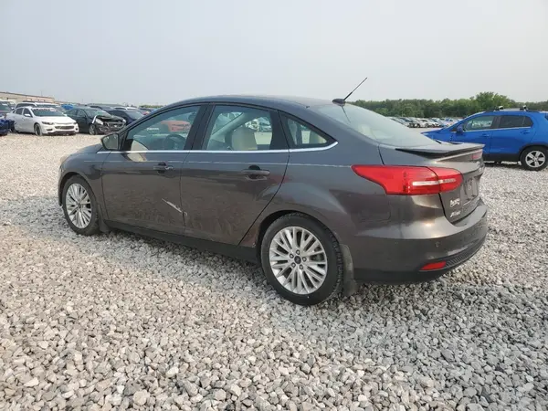 1FADP3J22JL280959 2018 FORD FOCUS - Image 2