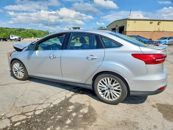 1FADP3J22JL283960 2018 FORD FOCUS - Image 2