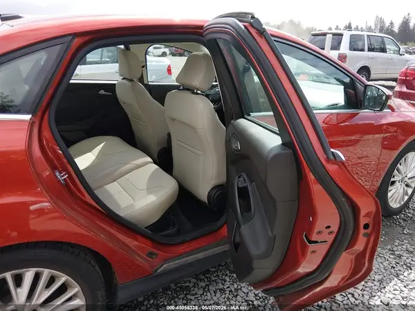 1FADP3J22JL294053 2018 FORD FOCUS - Image 8