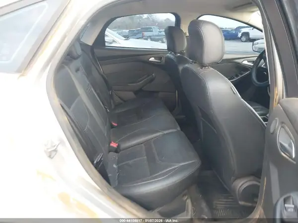 1FADP3J23GL228684 2016 FORD FOCUS - Image 8