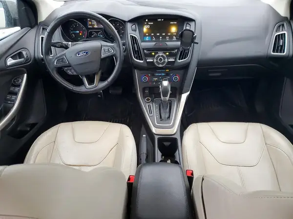 1FADP3J23GL261233 2016 FORD FOCUS - Image 8