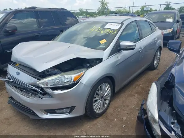 1FADP3J23GL301102 2016 FORD FOCUS - Image 2