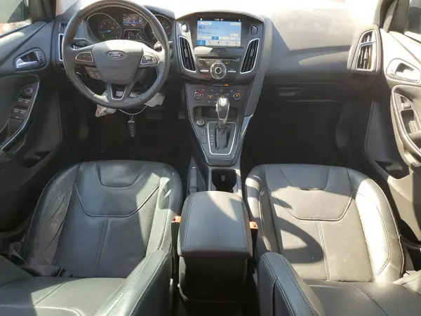 1FADP3J23HL211918 2017 FORD FOCUS - Image 8