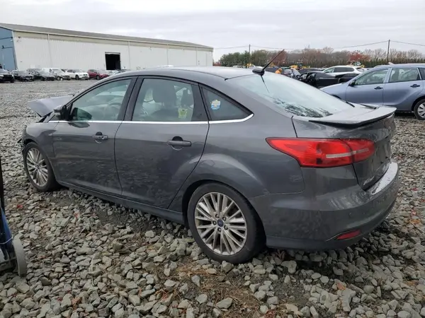 1FADP3J23HL256051 2017 FORD FOCUS - Image 2