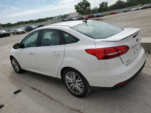 1FADP3J23HL264716 2017 FORD FOCUS - Image 2