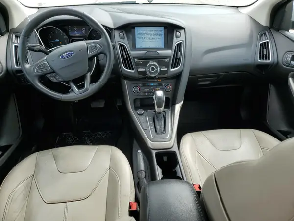 1FADP3J23HL264716 2017 FORD FOCUS - Image 8