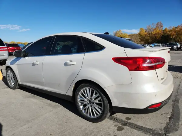 1FADP3J23HL264988 2017 FORD FOCUS - Image 2
