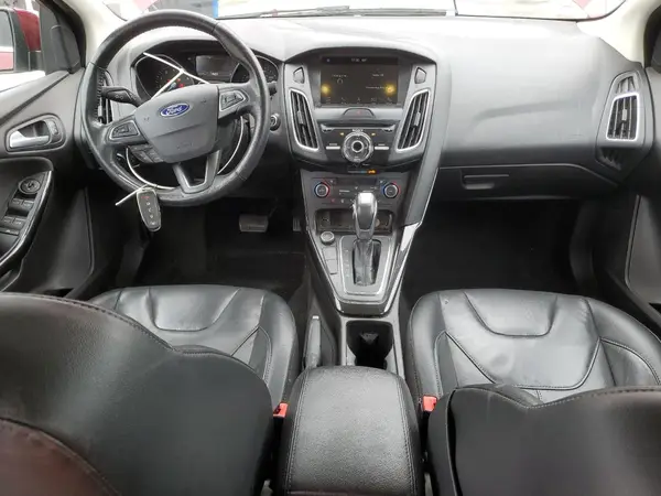 1FADP3J23HL272752 2017 FORD FOCUS - Image 8