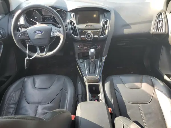 1FADP3J23HL294248 2017 FORD FOCUS - Image 8