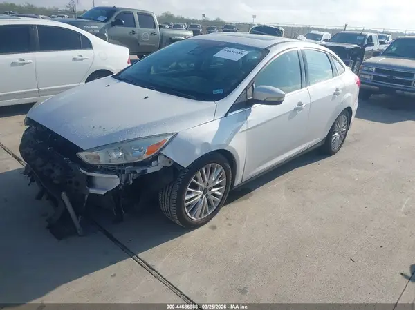 1FADP3J23HL330844 2017 FORD FOCUS - Image 2