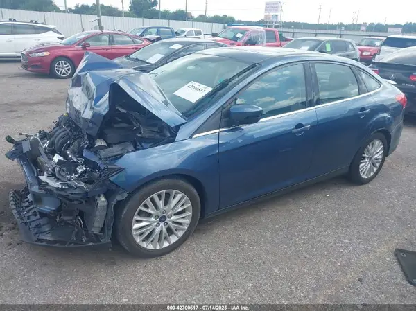 1FADP3J23JL202903 2018 FORD FOCUS - Image 2
