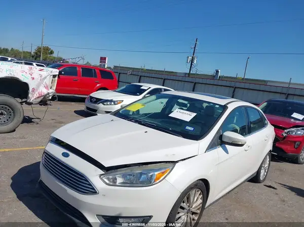 1FADP3J23JL226148 2018 FORD FOCUS - Image 2