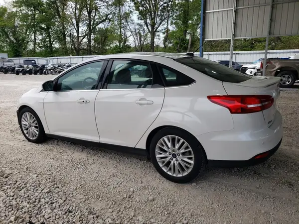 1FADP3J23JL246545 2018 FORD FOCUS - Image 2