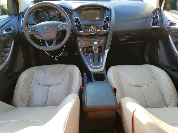 1FADP3J23JL325939 2018 FORD FOCUS - Image 8