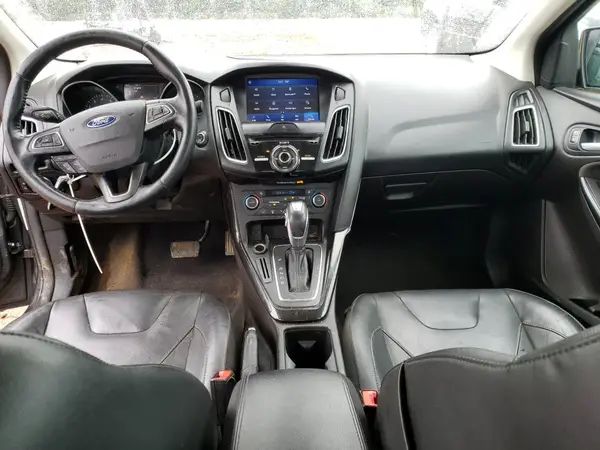 1FADP3J24GL201025 2016 FORD FOCUS - Image 8