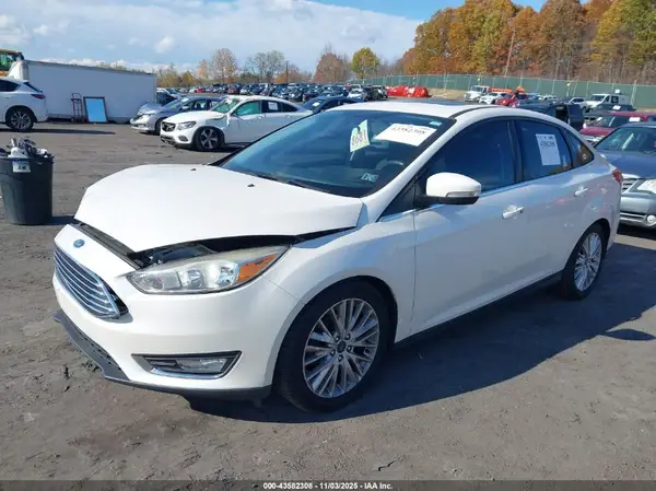 1FADP3J24GL236096 2016 FORD FOCUS - Image 2