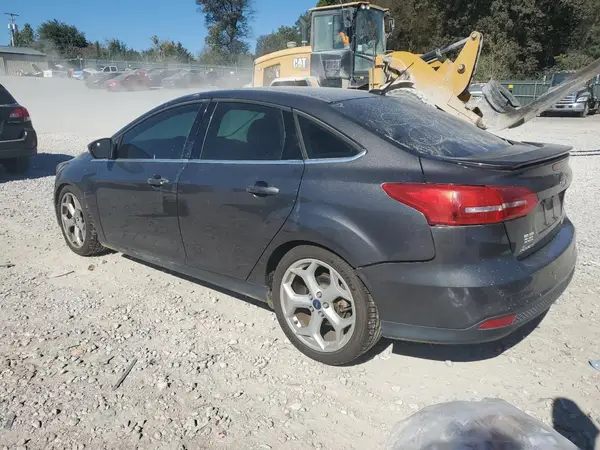 1FADP3J24GL273777 2016 FORD FOCUS - Image 2