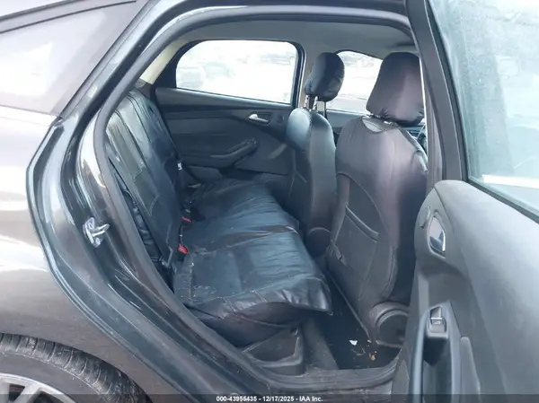 1FADP3J24GL297576 2016 FORD FOCUS - Image 8
