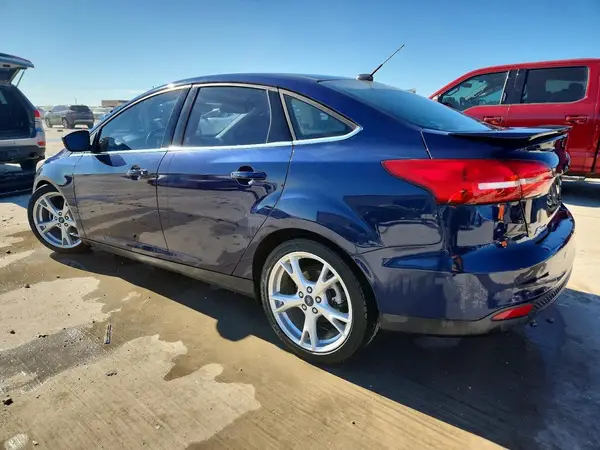 1FADP3J24GL383163 2016 FORD FOCUS - Image 2