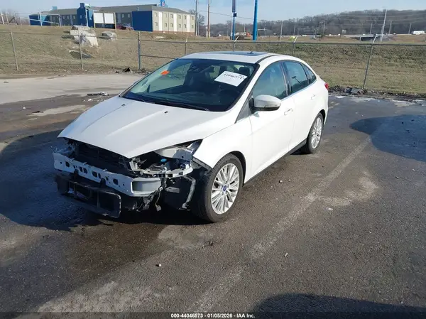 1FADP3J24HL230297 2017 FORD FOCUS - Image 2