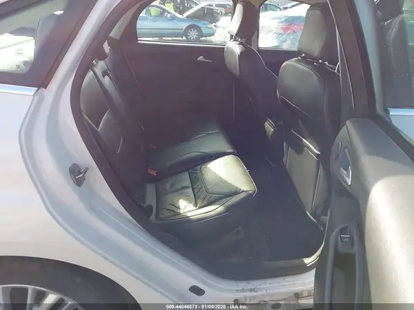 1FADP3J24HL230297 2017 FORD FOCUS - Image 8