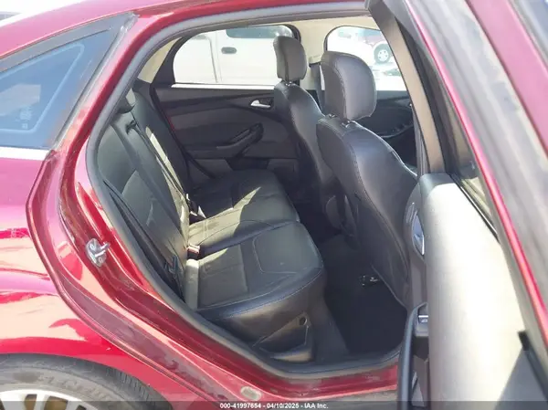 1FADP3J24HL244488 2017 FORD FOCUS - Image 8