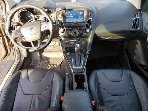1FADP3J24HL260352 2017 FORD FOCUS - Image 8