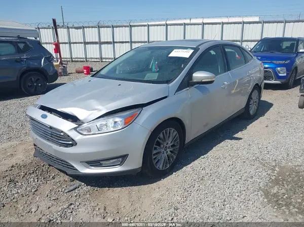 1FADP3J24HL268368 2017 FORD FOCUS - Image 2