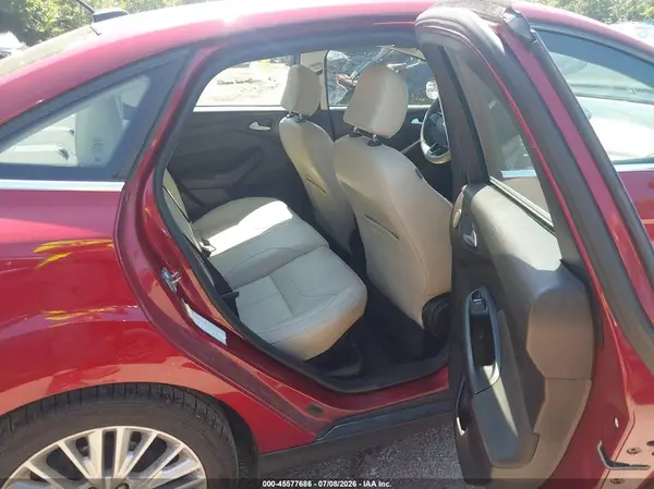 1FADP3J24HL272355 2017 FORD FOCUS - Image 8