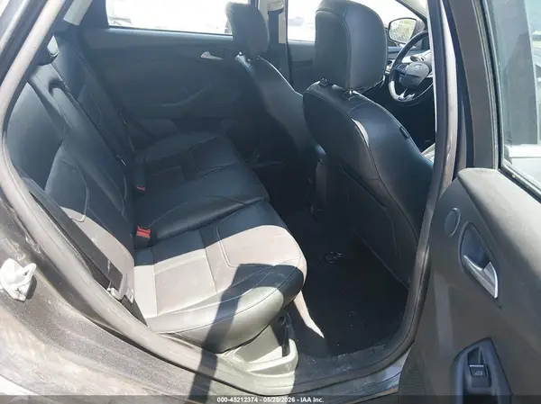 1FADP3J24HL340072 2017 FORD FOCUS - Image 8
