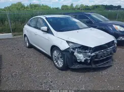 1FADP3J24JL243931 2018 FORD FOCUS