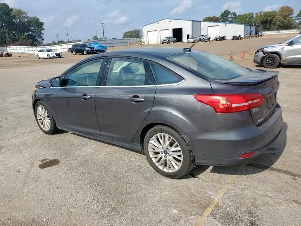 1FADP3J24JL277660 2018 FORD FOCUS - Image 2