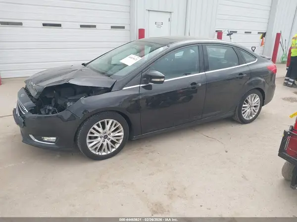 1FADP3J24JL280705 2018 FORD FOCUS - Image 2
