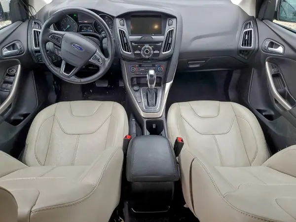 1FADP3J24JL281000 2018 FORD FOCUS - Image 8