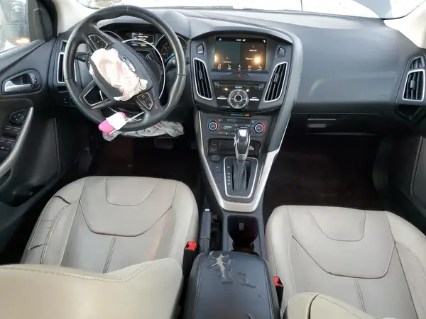 1FADP3J24JL293941 2018 FORD FOCUS - Image 8