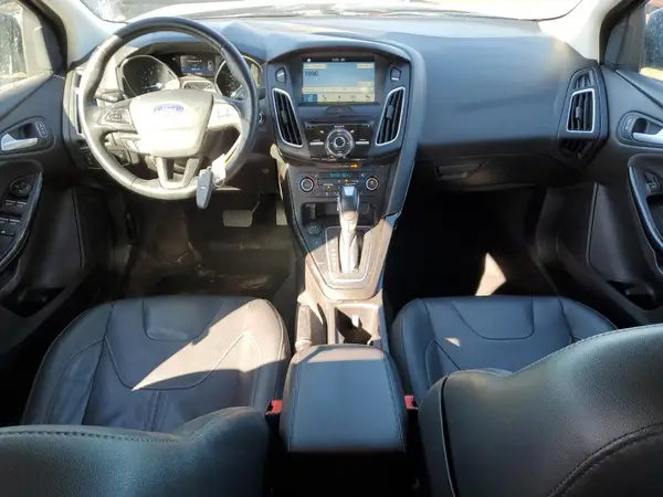 1FADP3J24JL309605 2018 FORD FOCUS - Image 8