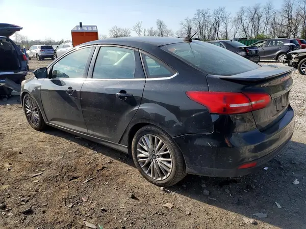 1FADP3J24JL323603 2018 FORD FOCUS - Image 2