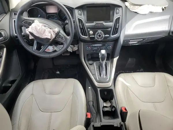 1FADP3J24JL326596 2018 FORD FOCUS - Image 8